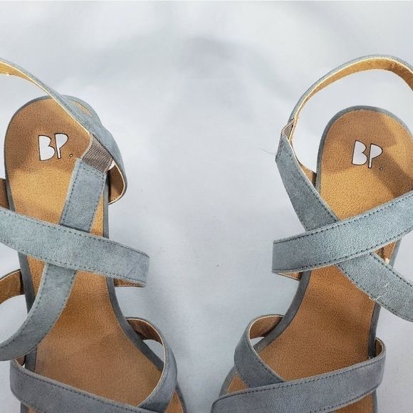 ❤️BRASS PLUM Faux Suede Blue Wedges Size 8M - Picture 6 of 8